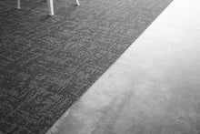 Ladda upp bild till gallerivisning, Van Besouw Textilplattor - 26010