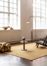 Ladda upp bild till gallerivisning, Kasthall - Esther Ullmatta