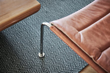 Ladda upp bild till gallerivisning, Kasthall - Goose Eye XL Icon Ullmatta