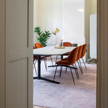 Ladda upp bild till gallerivisning, Ogeborg Matta - Lux/Romance