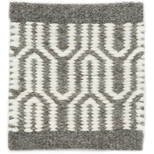 Ladda upp bild till gallerivisning, Ogeborg Handvävd Matta i Ull - ODC Alba