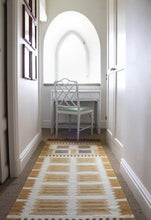 Ladda upp bild till gallerivisning, LAYERED - Röllakan - Hilma & Iris - Ullmatta