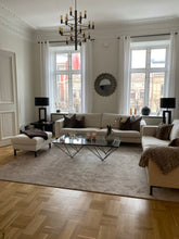 Ladda upp bild till gallerivisning, Kjellbergs Matta - Chanel velour