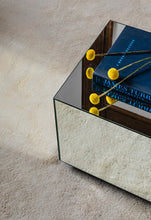 Ladda upp bild till gallerivisning, LAYERED ARTISAN ULLMATTA