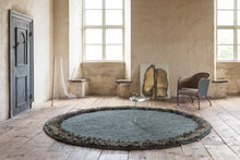 Ladda upp bild till gallerivisning, Kasthall - Feather Ullmatta
