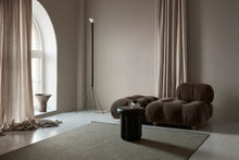 Ladda upp bild till gallerivisning, Kasthall - Stripe Icon Ullmatta
