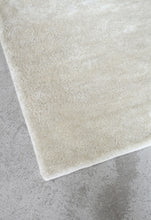 Ladda upp bild till gallerivisning, LAYERED ARTISAN ULLMATTA BONE WHITE
