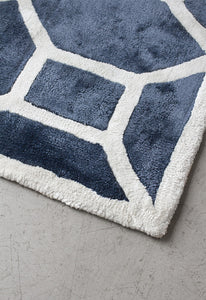 LAYERED ENTRANCE VISKOSMATTA MIDNIGHT BLUE
